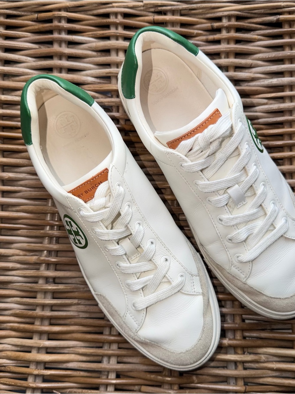 Tory Burch Color‑Block Women’s White Leather Low Top Sneakers Size 10 Lace Up - Picture 2 of 10